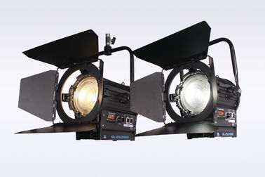 Iluminação de estúdio de TV 200W Iluminação de palco de Fresnel LED Bi Color High TLCI / CRI Com Controle DMX ((Pole-Operated Yoke) fornecedor