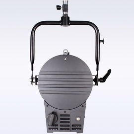 Reposição de tungstênio 200W LED Fresnel Light High TLCI/CRI para iluminação de estúdio de televisão ((Pole-Operated Yoke) fornecedor