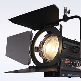 Reposição de tungstênio 200W LED Fresnel Light High TLCI/CRI para iluminação de estúdio de televisão ((Pole-Operated Yoke) fornecedor