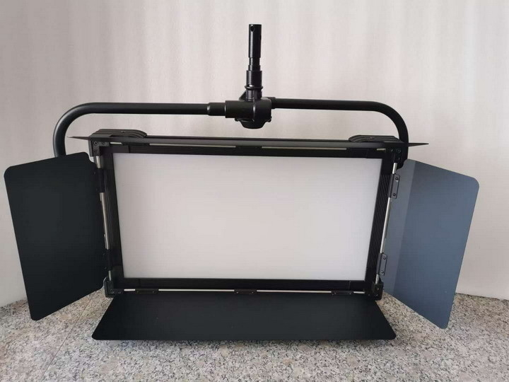 GENERALINK 260W Lâmpadas de painel de entrevista LED ((Jugo operado por pólo) fornecedor