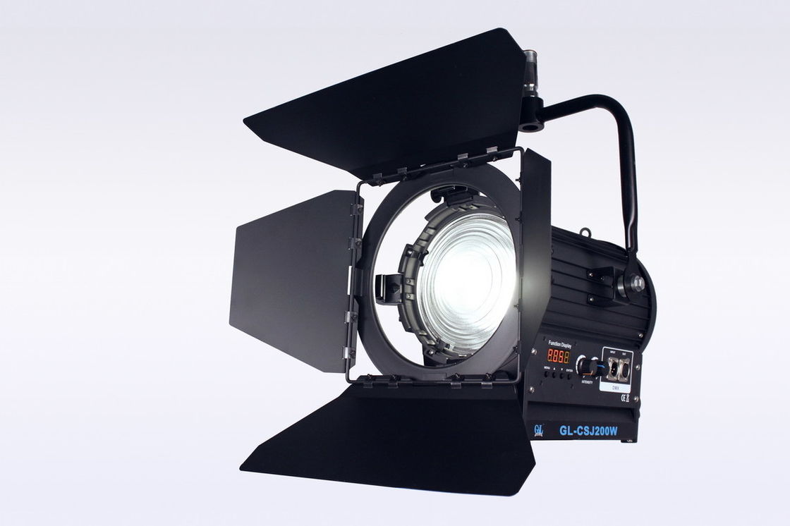 Iluminação de estúdio de TV 200W Iluminação de palco de Fresnel LED Bi Color High TLCI / CRI Com Controle DMX ((Pole-Operated Yoke) fornecedor