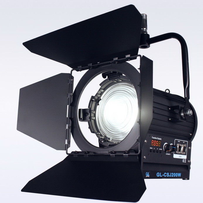 Cor do Bi da luz do diodo emissor de luz Fresnel das luzes 200W do filme do CRI 92 NENHUM fã para a iluminação profissional do estúdio fornecedor